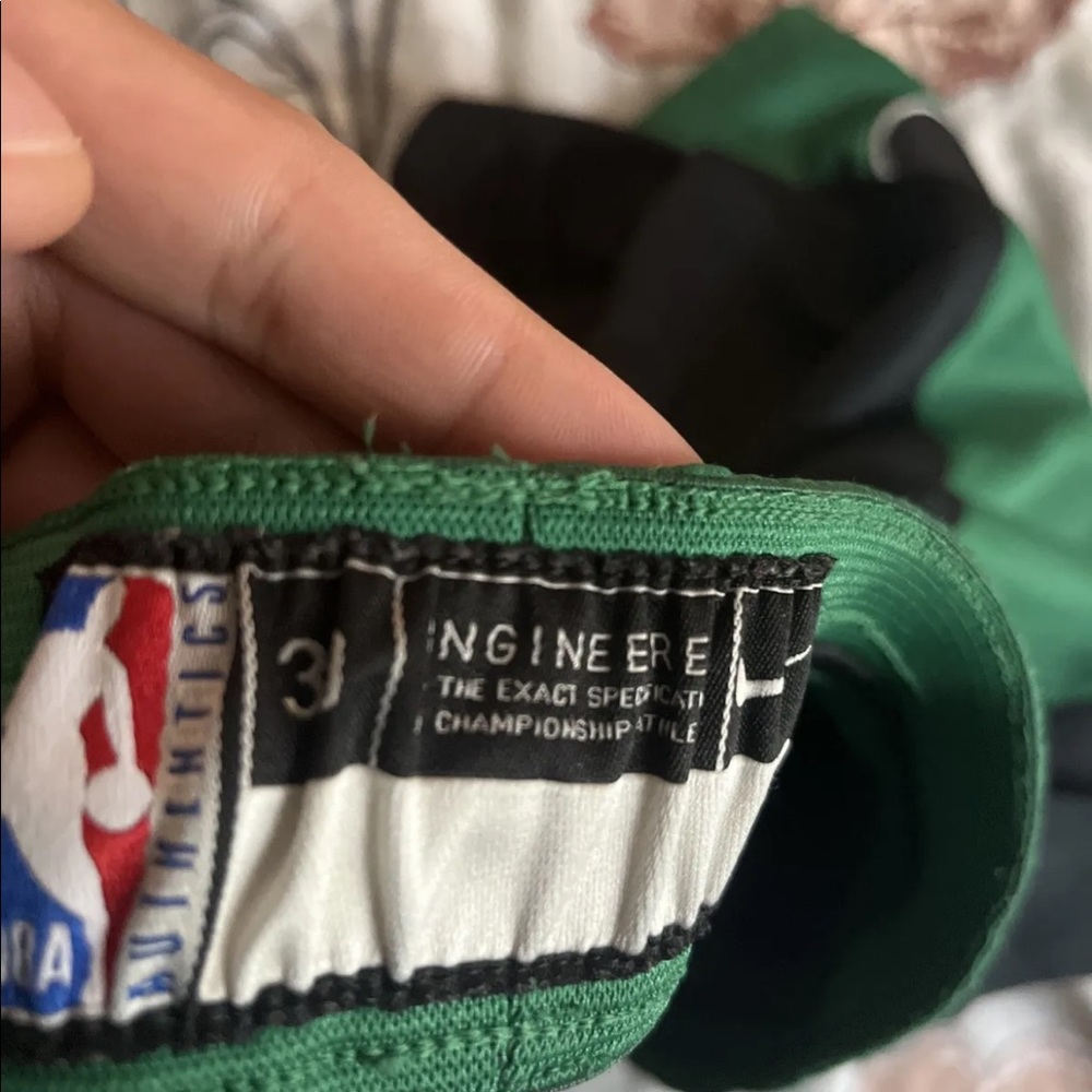 Celtics Swingman basketball shorts Size Small